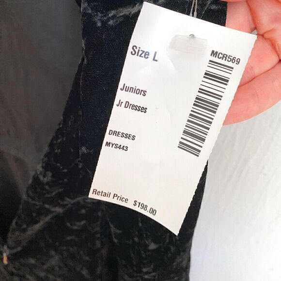 NWT ELLA MOSS WOMEN'S VELVET PLUNGING CAMI JUMPSUIT ROMPER BLACK LARGE WIDE LEG - Picture 12 of 12